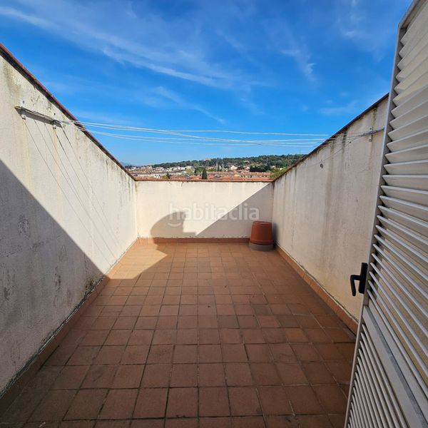 Foto f394b170-6c94-45e2-848a-d83251b79182. Dúplex amb calefacció aparcament a Cassà de la Selva