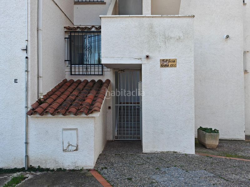 Foto c17f9f40-5110-463f-a685-57d1deae49a0. Apartament amb aparcament a Francolí - Freser - Noguera Empuriabrava