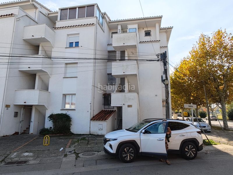 Foto f98a40b8-1630-4d68-825b-3e4a43d67cfe. Apartament amb aparcament a Francolí - Freser - Noguera Empuriabrava