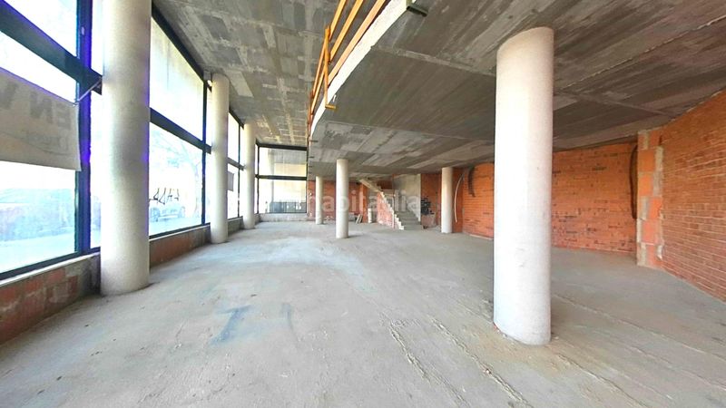 Foto 9924491a-1f0a-4b32-aab4-1144bfee9249. Local comercial a anselm clave a Mercat-Mas Moixa Blanes