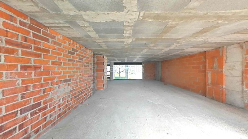 Foto 9f7f5982-591c-4094-addd-262f01b81877. Local comercial a anselm clave a Mercat-Mas Moixa Blanes