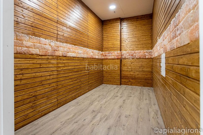 Foto 4243013f-c821-4d56-affd-c572f04513c7. Local comercial a Palau Girona