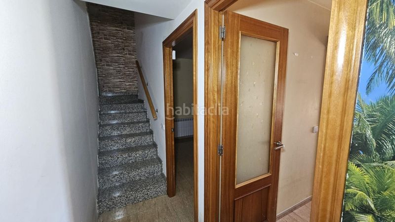 Foto 25aac417-10e2-46d9-b5a4-f43074b3194c. Casa adossada amb aparcament piscina a Bescanó