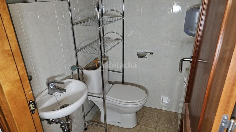 Foto 65147098-f497-4133-a868-0293e6a21c49. Casa adossada amb aparcament piscina a Bescanó