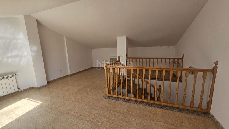 Foto 79e173d0-e90c-4fd1-b18e-c994be04ef0d. Casa adossada amb aparcament piscina a Bescanó