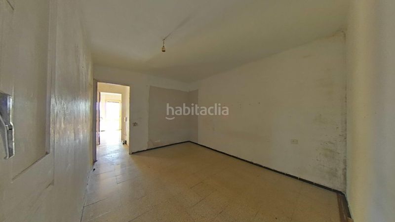 Foto bb9bbc9f-0d55-4600-b246-c1dad872a7a3. Apartament a Centre Salt