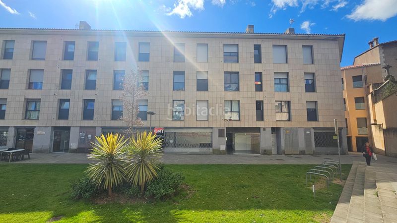 Foto f2dc711a-e098-48b1-9ec6-24e055a6b930. Flat in Olot