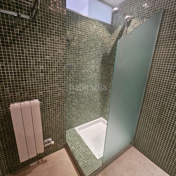 Foto bcd894d6-3948-4887-8613-e0efbf2f4e0f. Dúplex amb calefacció piscina a La Devesa Girona