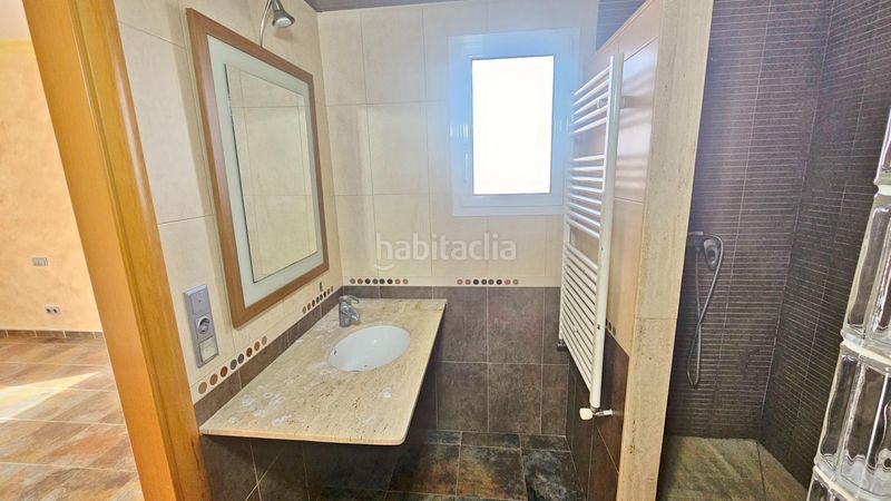Foto 6e7d3b8e-f01a-455e-88b3-078cb09a783e. Casa amb calefacció aparcament piscina a Condado del Jaruco - Puigventós Lloret de Mar