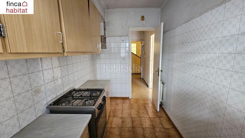 Foto 6cf87c95-9ba9-4566-a847-63fc0140aee7. Pis a calle riu guell 188 a Can Gibert del Pla Girona