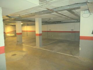 Alquiler Parking coche  Calle valladolid. Plaza párking en alquiler