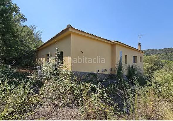 Foto 0c4204cf-7044-4e6c-80a8-4b06a705d54f. Xalet amb aparcament piscina a Caldes de Malavella