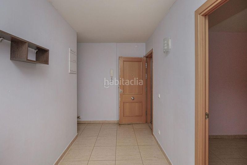 Foto ca232558-b24d-4fab-b761-2a8baa8a878d. Planta baixa a Creu de la Mà Figueres