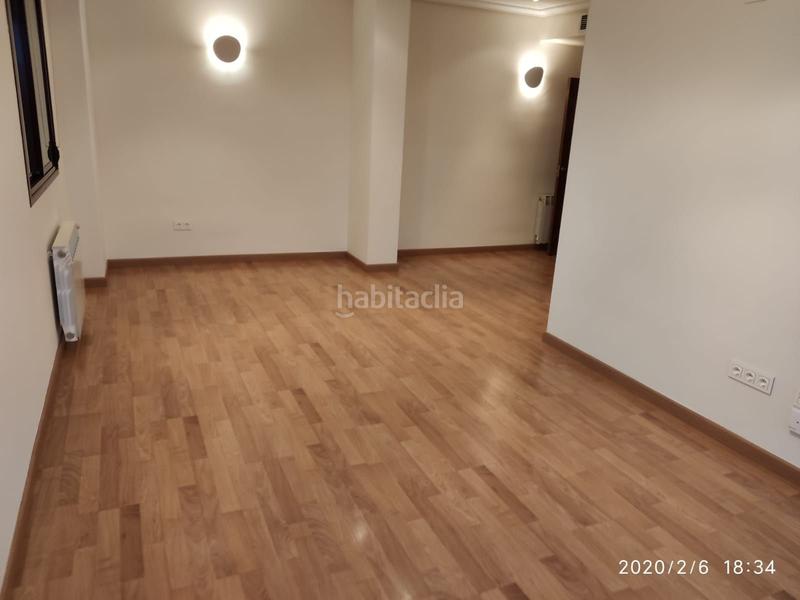 Foto c873ccaf-0a8f-4925-aa95-da455875ae0d. Rent flat with heating in Ruta de la Plata Cáceres