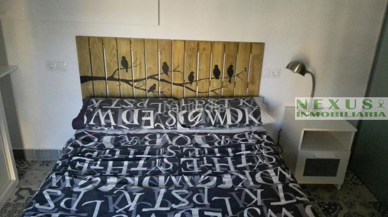 Foto dcc8578c-e225-4f6a-996b-b6d03bc080e0. Affitto casa a schiera con riscaldamento in Casco Antiguo Cáceres