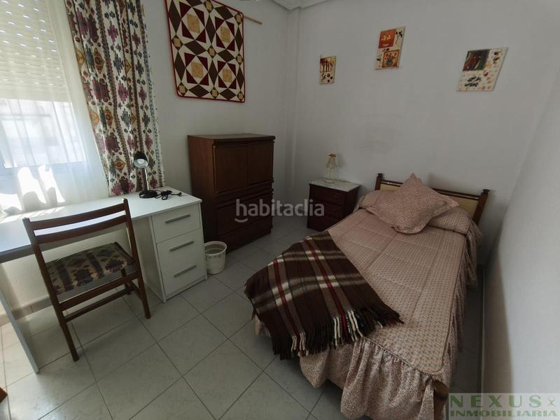 Foto 93f07a9b-6e96-47f9-89d3-78ecbb9bfecc. Alquiler piso  estudiantes centrico 4 habitaciones, en la cruz de los caidos en Cáceres