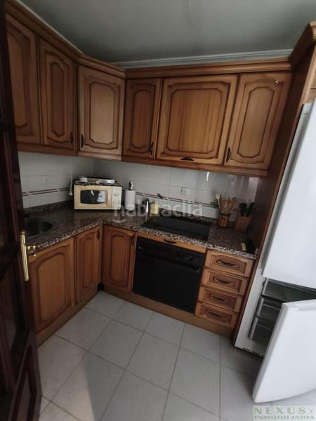 Foto a81e7406-54d1-46e5-874e-18ff122fcf7d. Alquiler piso  estudiantes centrico 4 habitaciones, en la cruz de los caidos en Cáceres