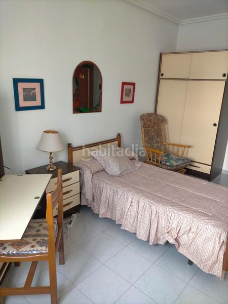 Foto ff6b0ad5-8b68-40e7-9eb9-fa68c46c88f7. Alquiler piso  estudiantes centrico 4 habitaciones, en la cruz de los caidos en Cáceres