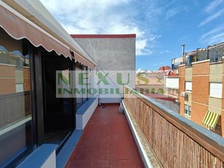 Alquiler Apartamento en Centro. Apartamento atico duplex en el centro