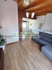 Miete Zweistckige Wohnung en Casco Antiguo. Atico duplex coqueto y centrico de tres habitaciones y terraza