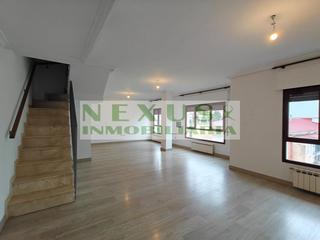 Rent Duplex in Casco Antiguo. Espectacular atico duplex en el centro de cáceres