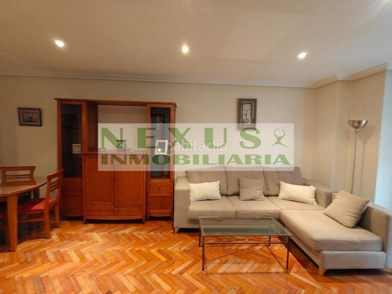 Foto 9a7f2146-b812-4b62-8b04-bc17d92adc60. Alquiler apartamento apartemento muy centrico en Centro Cáceres