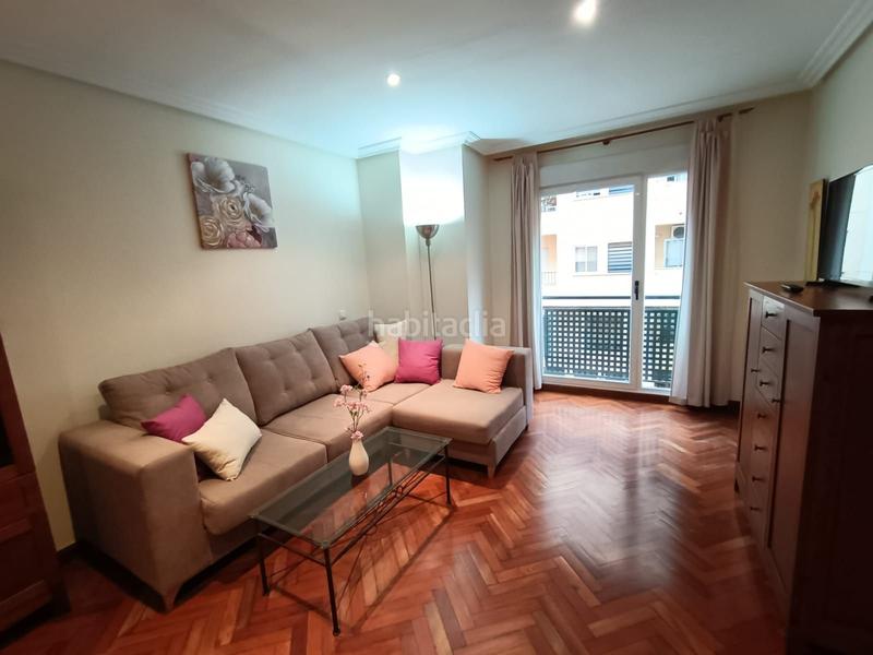 Foto d79e3120-ebc7-43dc-a7c9-abfe26f8c26f. Rent apartment with heating in Centro Cáceres