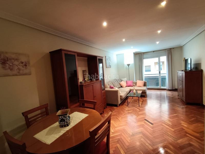 Foto e25b627d-b66e-4de2-9a61-5785180eca2d. Rent apartment with heating in Centro Cáceres