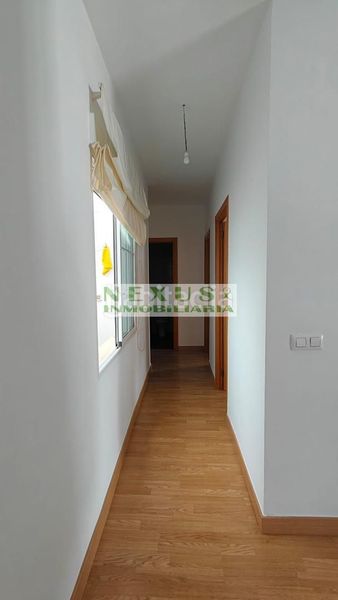 Foto 24fe205a-8633-41c0-9c12-ba00699ef50a. Apartament amb calefacció a Centro Cáceres