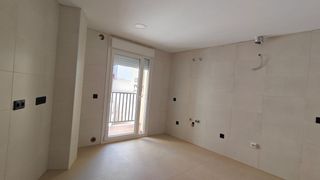 Etagenwohnung in Avenida de las lavanderas 11. Vivienda de tres dormitorios primera planta
