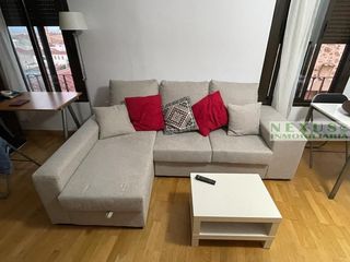Etagenwohnung in Casco Antiguo. Piso con vistas a la parte antigua