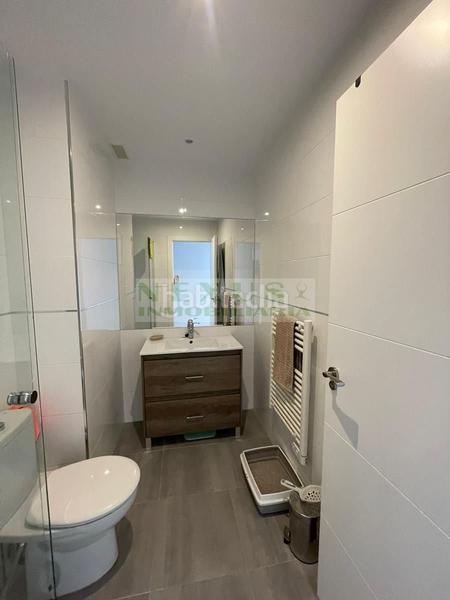 Foto a316229b-fdd4-49c5-a9cd-f39b2e59a745. Miete etagenwohnung mit heizung in Centro Cáceres