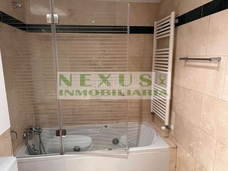 Foto 94265ea0-1877-4365-a5f3-1e6f69e028cd. Lloguer apartament amb calefacció piscina a Centro Cáceres