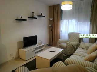 Lloguer Pis a Centro. Estudiantes!!! luminoso piso de tres habitaciones en zona tranqu