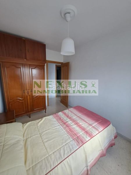 Foto 0b85ceda-0bc2-42a1-a073-5b2e5de28615. Rent flat with heating in Centro Cáceres