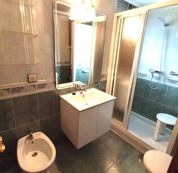 Foto 70ec68ea-a9d8-40e7-8a21-bbdb400eb091. Rent flat with heating in Centro Cáceres