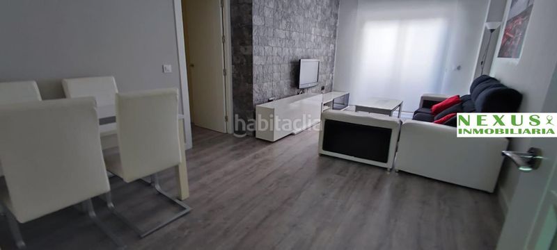 Foto 297bd1a4-4333-4240-b9a9-194386596db7. Alquiler piso precioso piso reformado en zona Centro de la ciudad en Cáceres