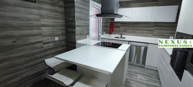 Foto 96a41447-83db-4a42-9163-d3382d993137. Alquiler piso precioso piso reformado en zona Centro de la ciudad en Cáceres