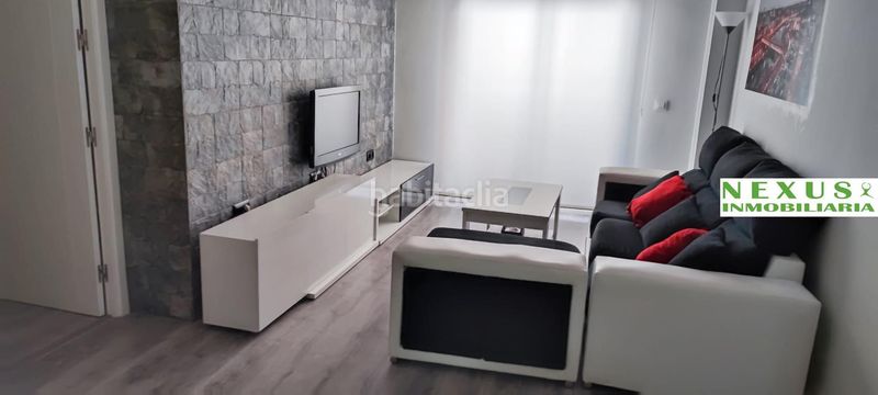 Foto dbf7161e-bc34-4da1-8ccf-0c1ead08ace4. Alquiler piso precioso piso reformado en zona Centro de la ciudad en Cáceres