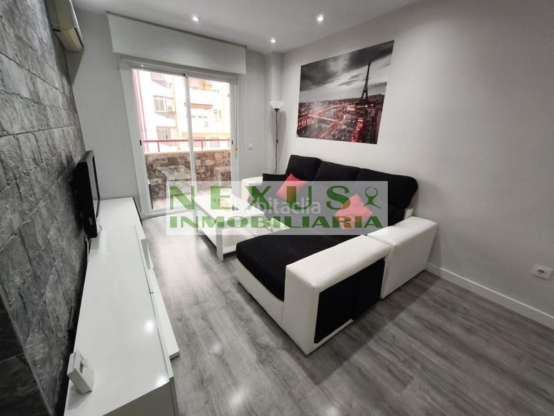 Foto 4395e593-4fe3-473d-8e84-587188ff0e6e. Rent flat with heating in Centro Cáceres