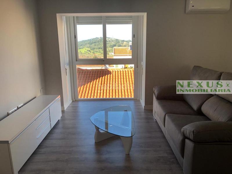 Foto 3379cb6c-00f6-4f41-aa97-ea9f63524747. Alquiler apartamento piso recien reformado en Casco Antiguo Cáceres