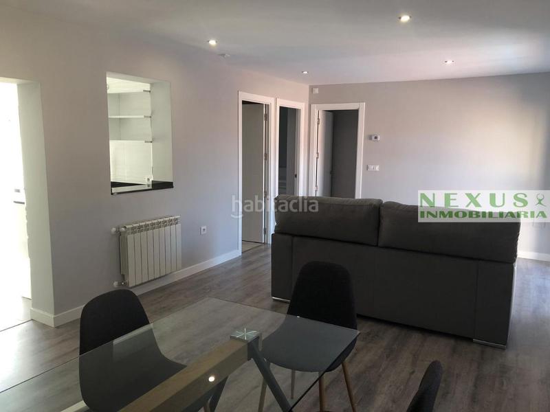 Foto f12ae2cb-74a8-40d6-bc59-5f15a01248de. Alquiler apartamento piso recien reformado en Casco Antiguo Cáceres