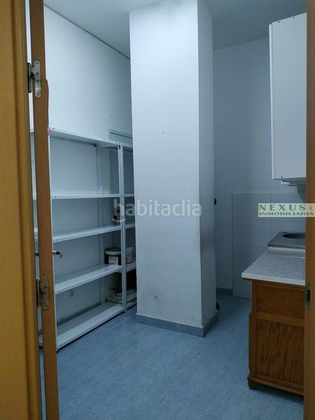 Foto d21554f5-0c8e-4590-ad7b-4ec55cf9df9a. Alquiler local comercial local en Centro Cáceres