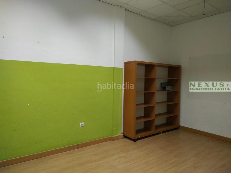 Foto 34fc4880-e41a-4c82-ab4d-21d01df21952. Location local commercial dans Centro Cáceres