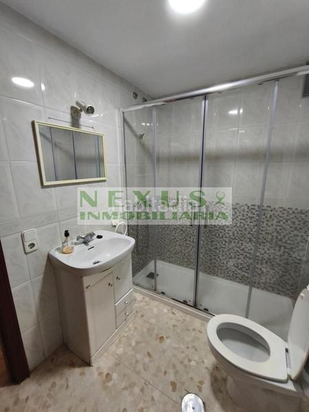Foto 1efb80f2-47d8-47fd-bd6a-6224d9f0ff3d. Alquiler piso estudiantes !!!!! piso de cuatro habitaciones en el centro, al lado de cesur y el agora en Cáceres