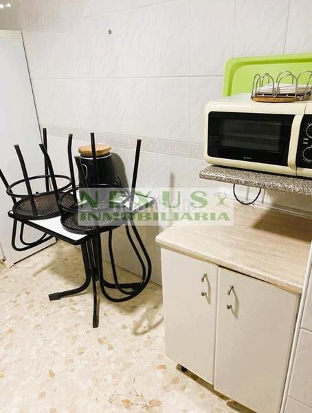 Foto e06e7020-5f66-4d77-bf34-7aef23e72ad5. Alquiler piso estudiantes !!!!! piso de cuatro habitaciones en el centro, al lado de cesur y el agora en Cáceres