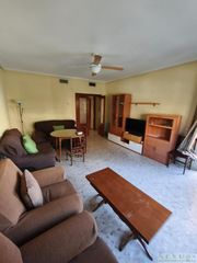 Rent Flat in Ruta de la Plata. Estudiantes !!!!! piso  de cuatro habitaciones en el centro, al