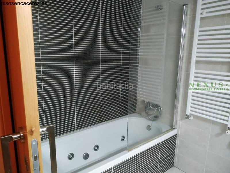 Foto 8a82e168-c864-4ad9-b198-f35d0fb12741. Lloguer apartament amb calefacció piscina a Centro Cáceres