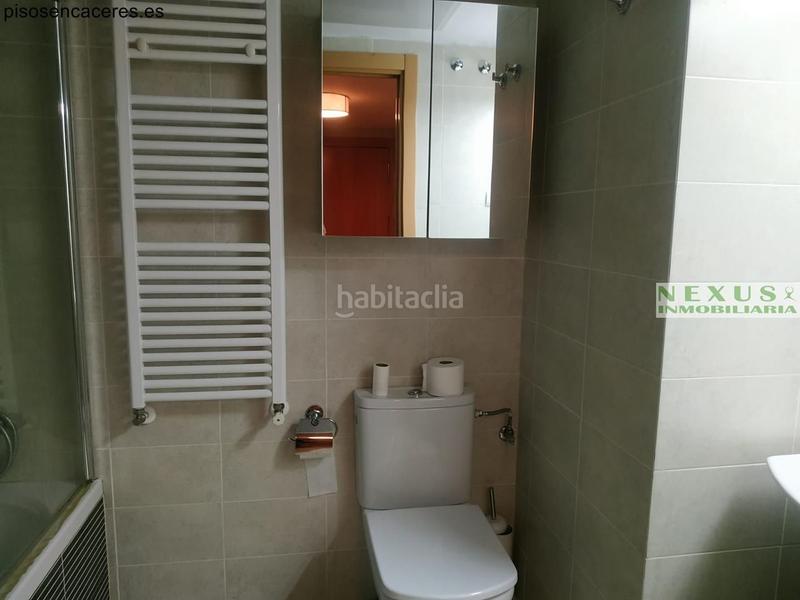 Foto 752714b3-cb18-4ec0-bd32-37fe9f9630d0. Rent apartment with heating pool in Centro Cáceres