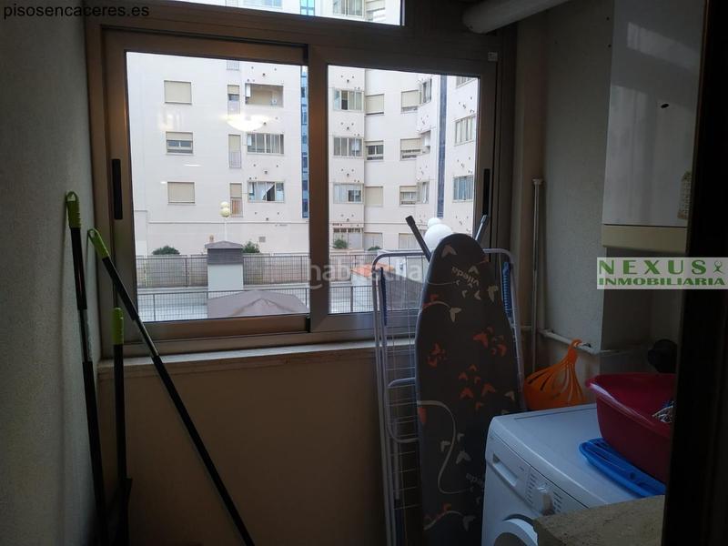 Foto 94481b0b-74b4-4676-b1ef-8522063b2df6. Rent apartment with heating pool in Centro Cáceres